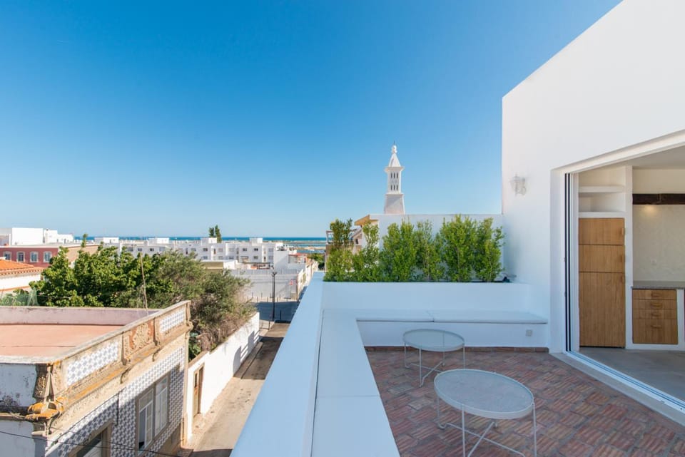View (from property/room), Balcony/Terrace, Sea view, Street view