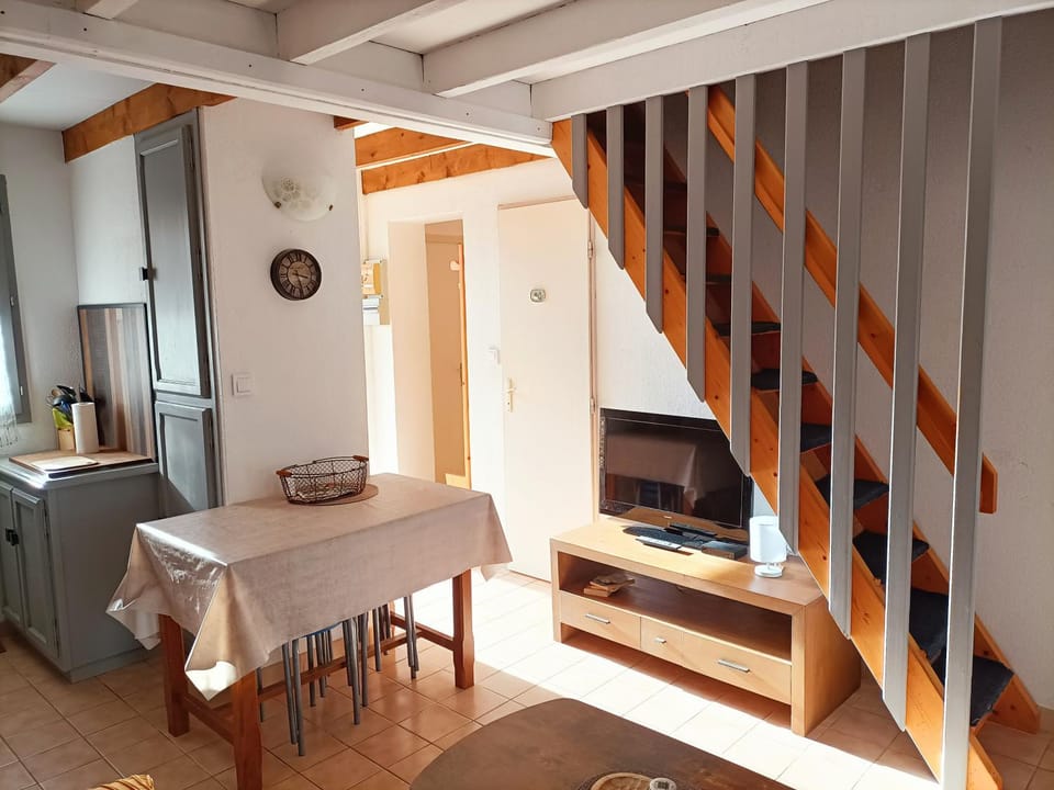 Chez Yamina House in Gruissan