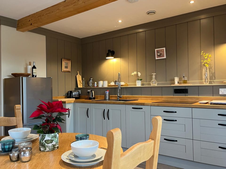 Luxury Cotswold Cottage in Ewen near Wild Duck Inn Villa in Cotswold District