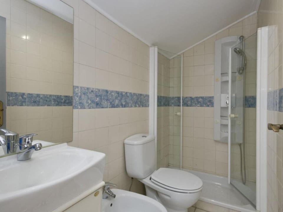 Shower, Toilet, Bathroom, bidet