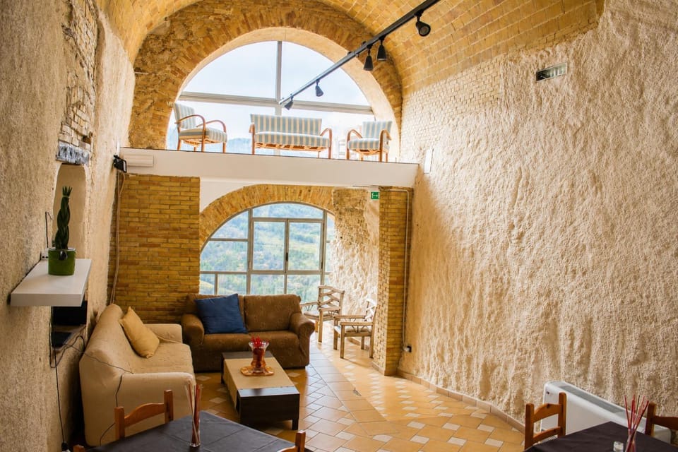 Communal lounge/ TV room, Living room, Seating area