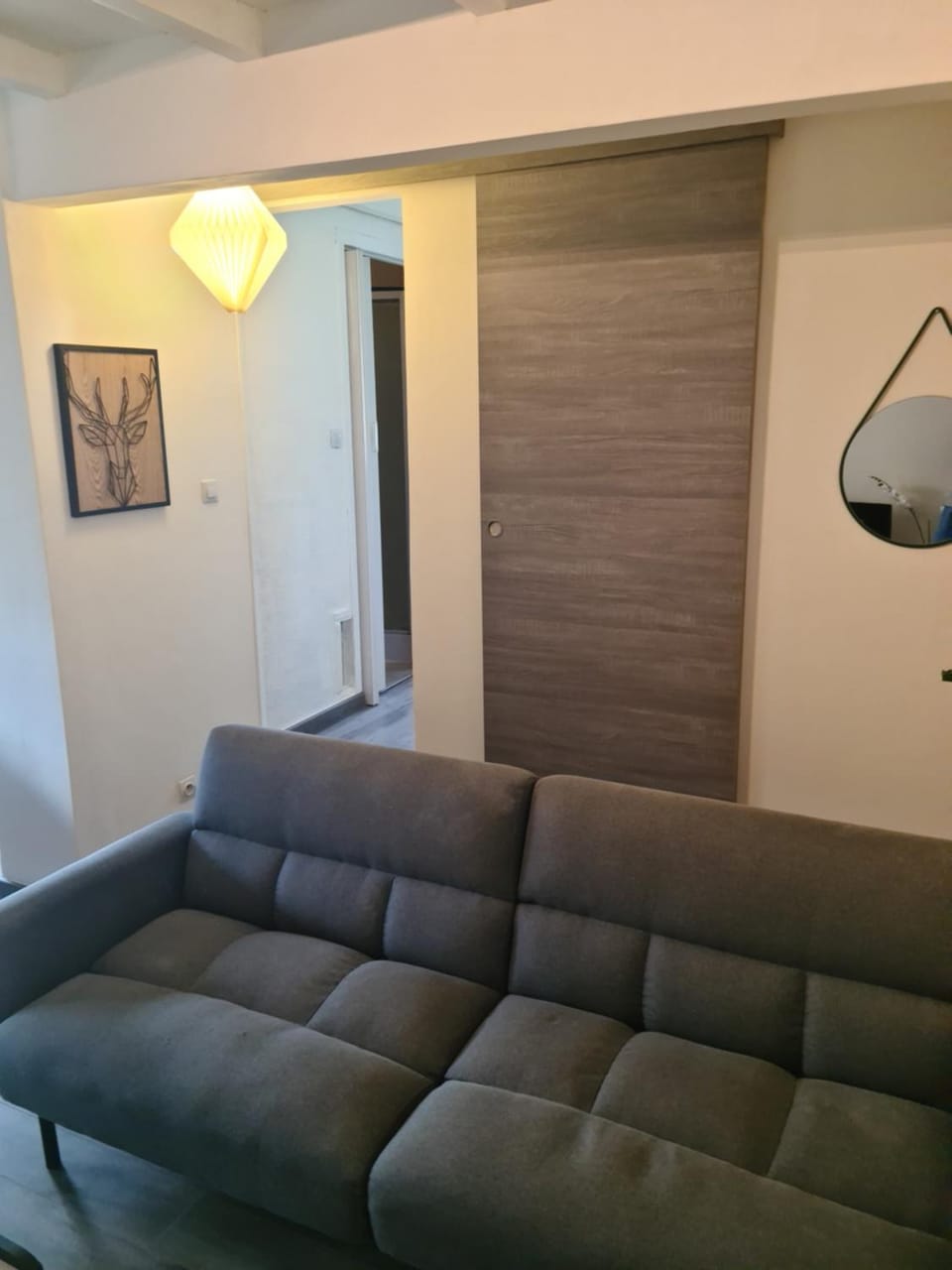 Logement entier situé à Taponnat Fleurignac. Apartment in Nouvelle-Aquitaine