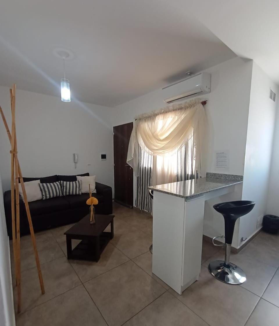 Lugar Encantador Con Estacionamiento Gratuito 1 Apartment in Olavarría