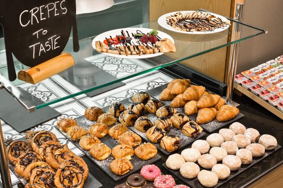 Food and drinks, Food, Area and facilities, Breakfast, Continental breakfast, Buffet breakfast