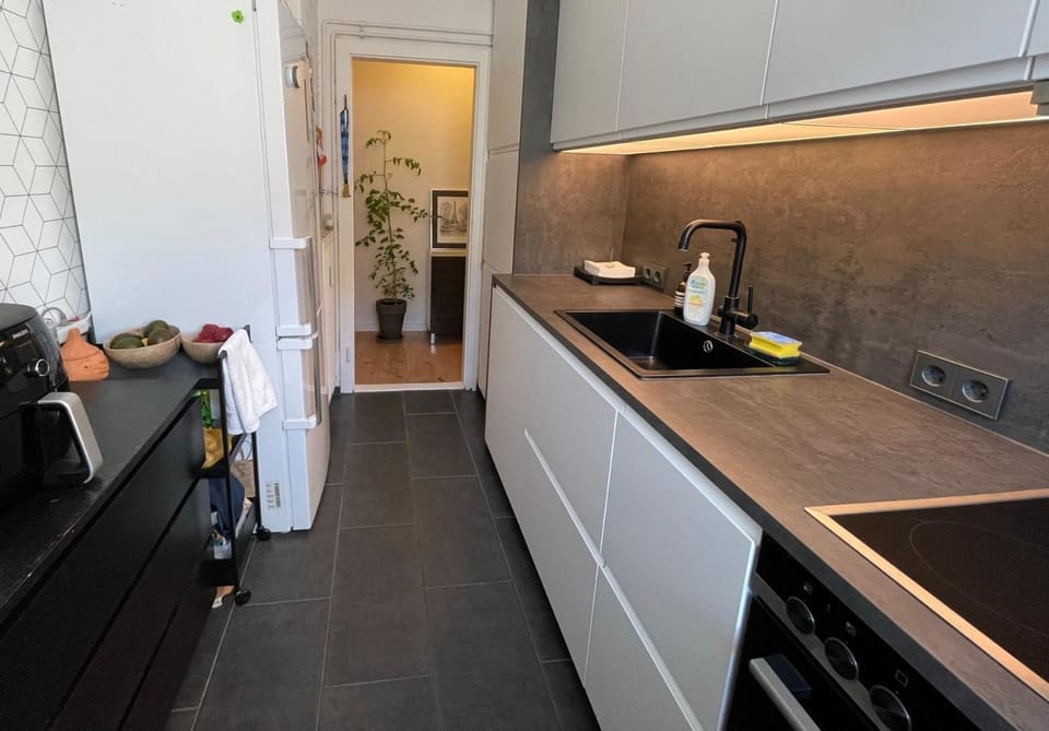 Kitchen or kitchenette, dishwasher, pet friendly, stove