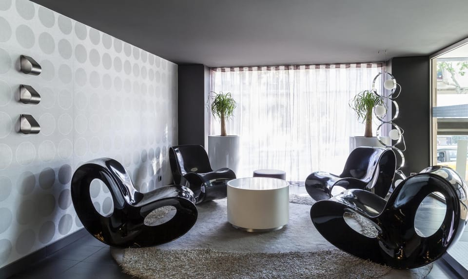 Communal lounge/ TV room, Game Room, Lobby or reception