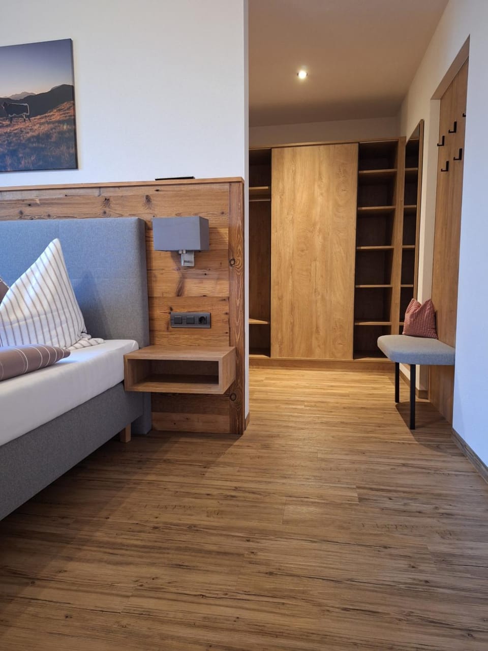 Bed, Photo of the whole room, Bedroom, wardrobe