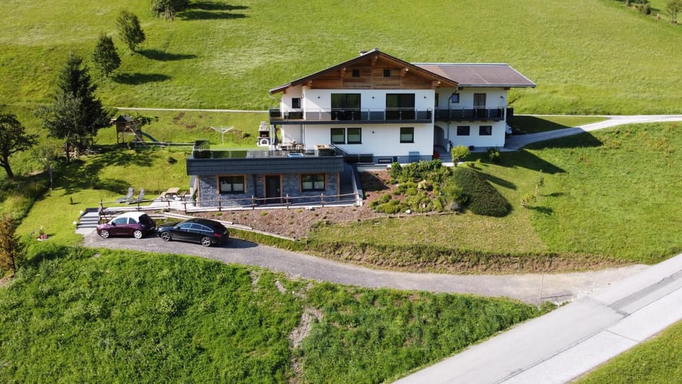 Property building, Bird's eye view