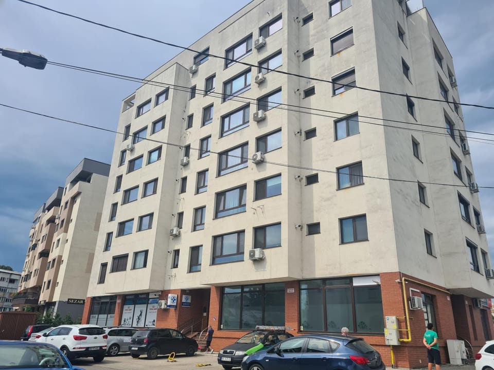 Property building, Day, City view, Street view, Location, Parking