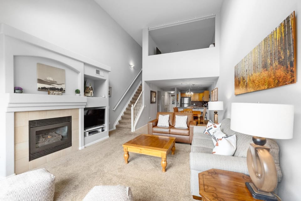 Bay Club #209 : 2150 Apartment in Frisco