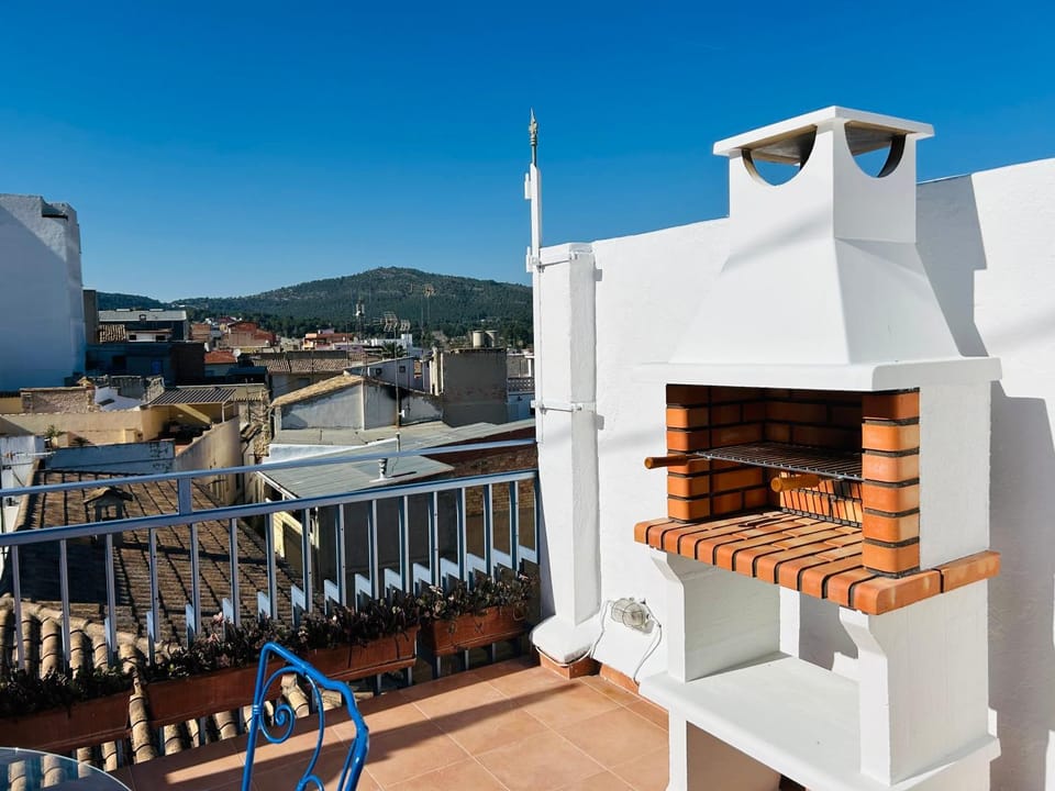Day, Natural landscape, BBQ facilities, Balcony/Terrace, Mountain view