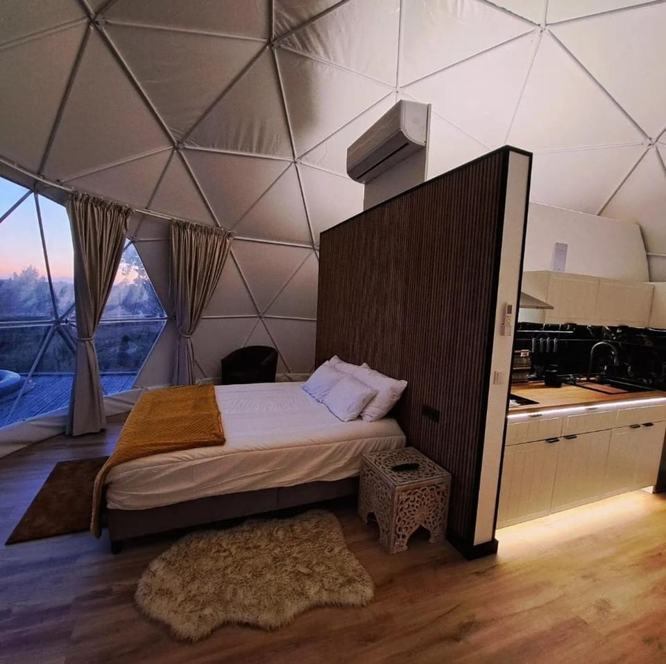 Glamping Casas Eco Natura Luxury tent in Santarém District, Portugal