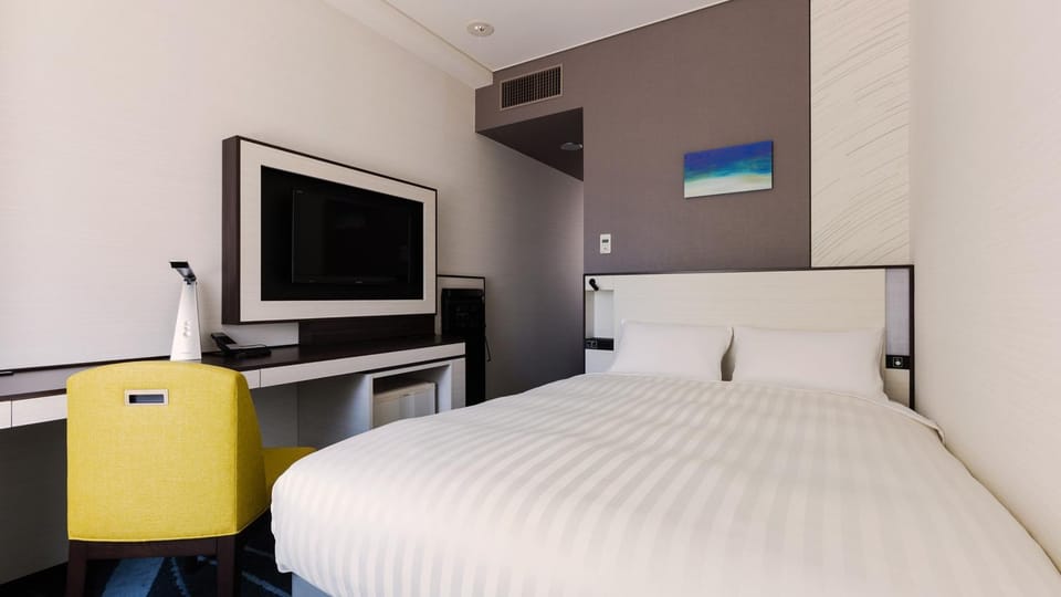 JR-East Hotel Mets Musashisakai Hotel in Tokyo Prefecture