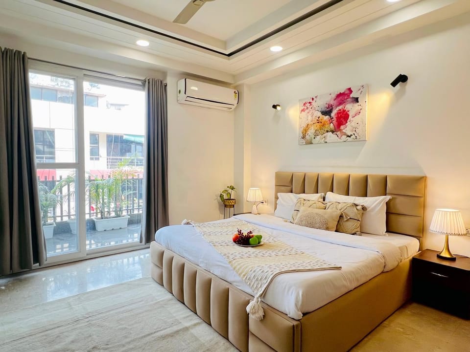 Bed, Balcony/Terrace, Photo of the whole room, Bedroom, air conditioner