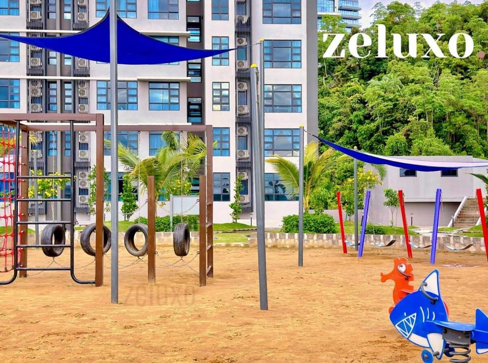 #4 Jesselton Quay City Pads Seaview by Zeluxo Apartment in Kota Kinabalu