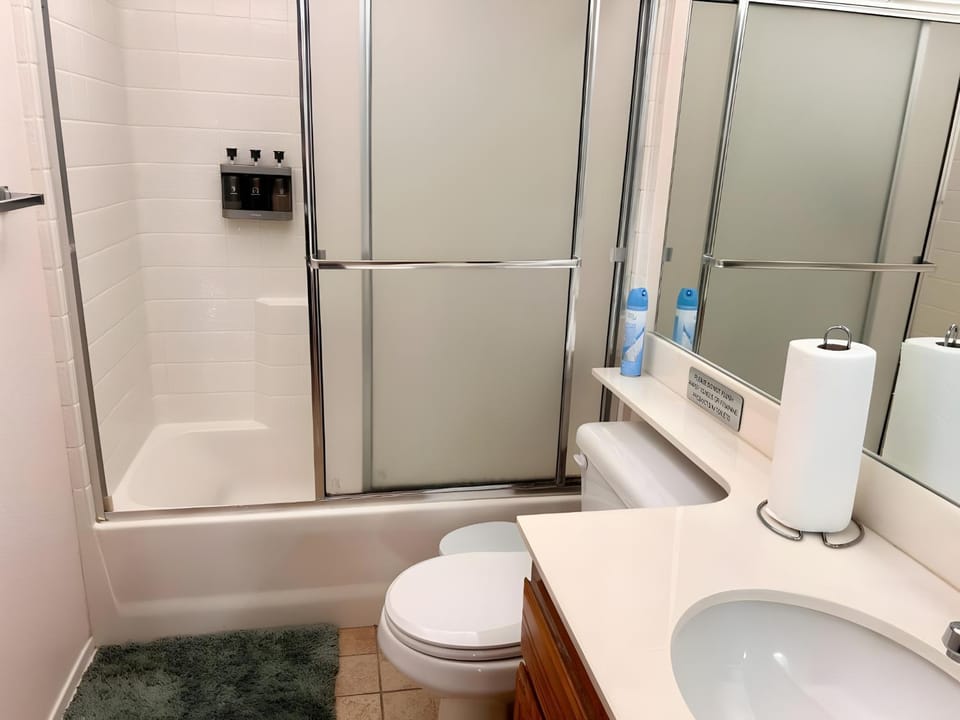 Shower, Toilet, Bathroom