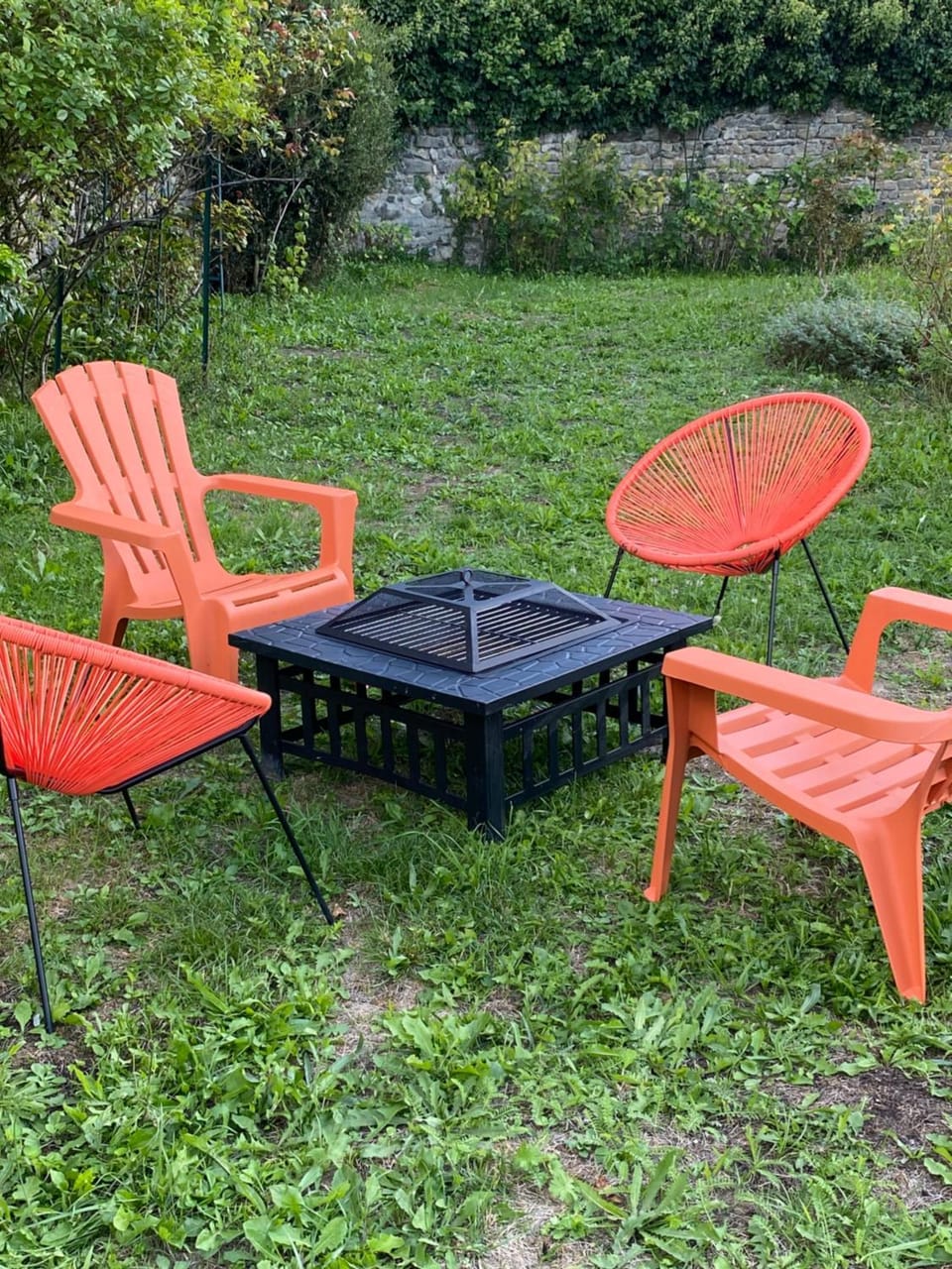 Spring, BBQ facilities, Garden, Garden, Garden view