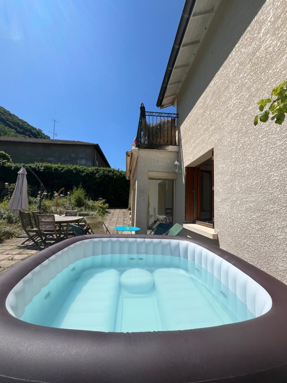 Hot Tub, Mountain view