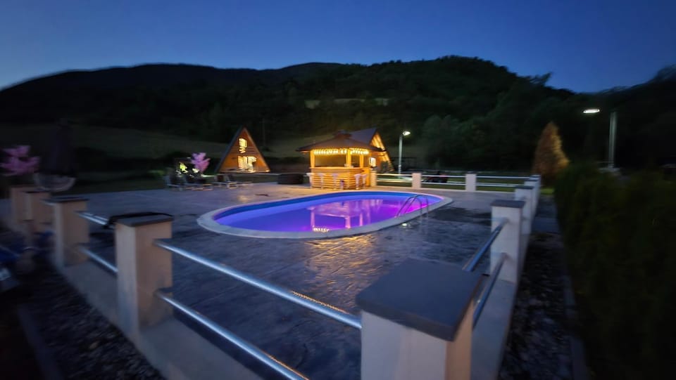 Pool view, Swimming pool