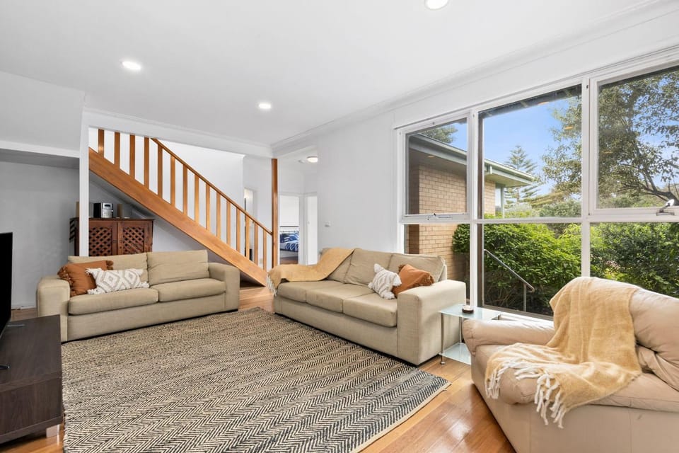 Matching Green on The Parade - perfect location! House in Ocean Grove