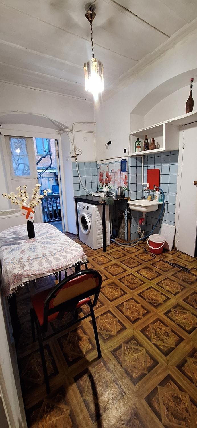 Old Mtacminda Apartment in Tbilisi, Georgia