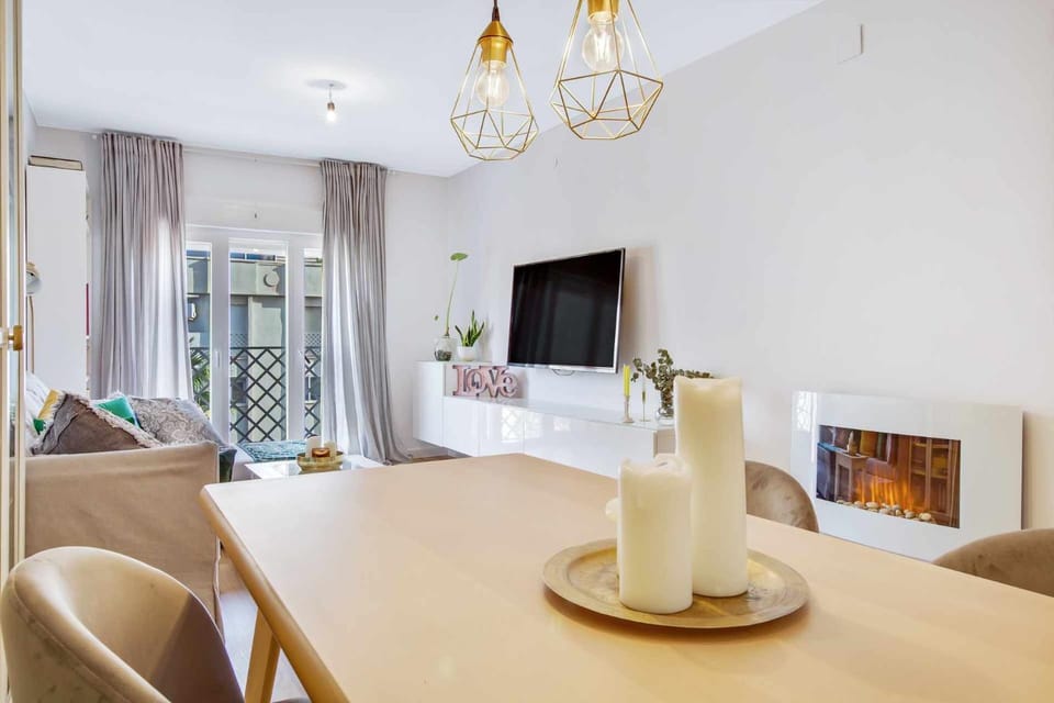 TV and multimedia, Dining area