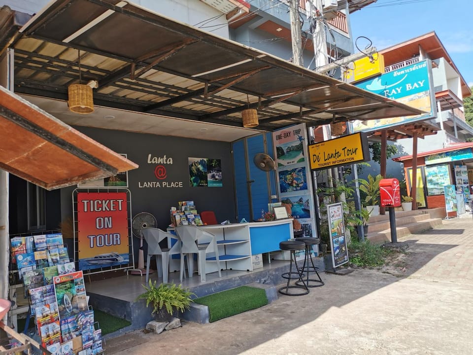 De​ Lanta place Inn in Krabi Changwat