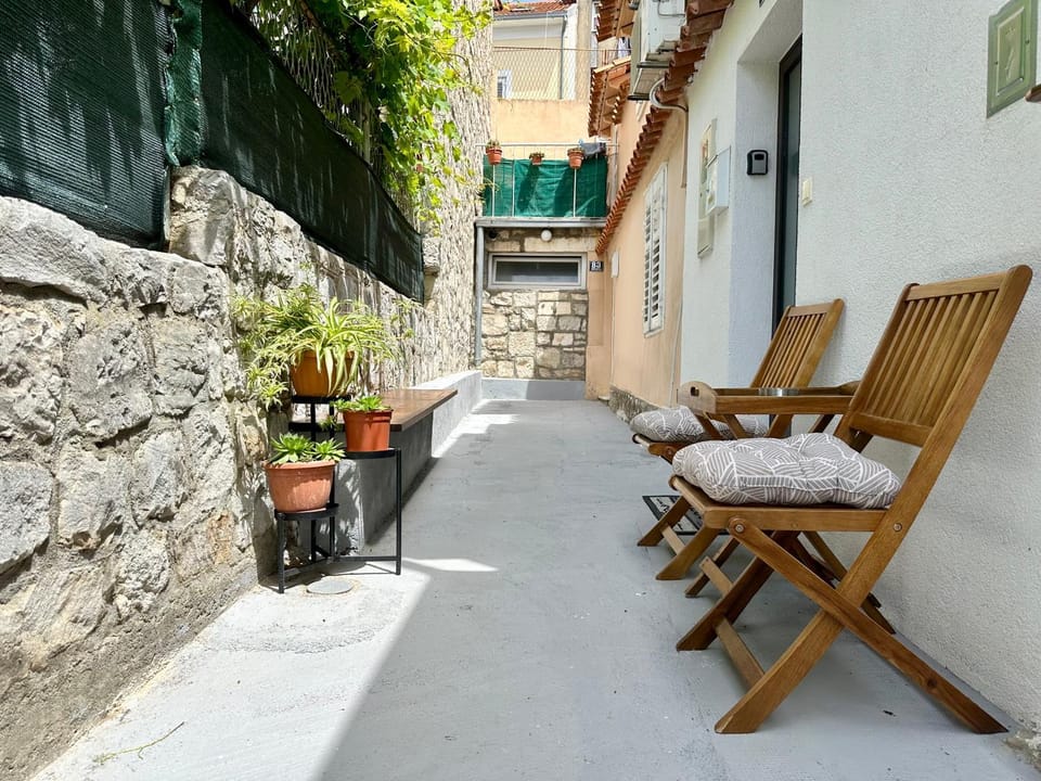 Patio, Balcony/Terrace