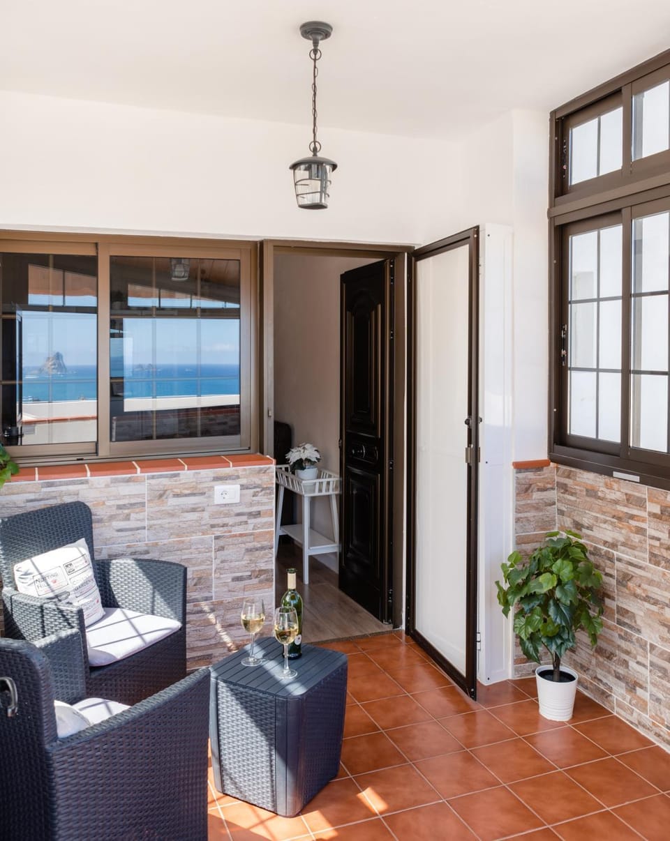 Pearl of Nature: Serenity by the Sea Apartment in Canary Islands