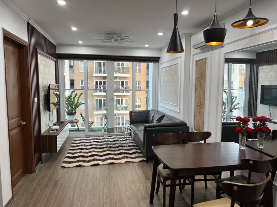 TV and multimedia, Living room, Dining area