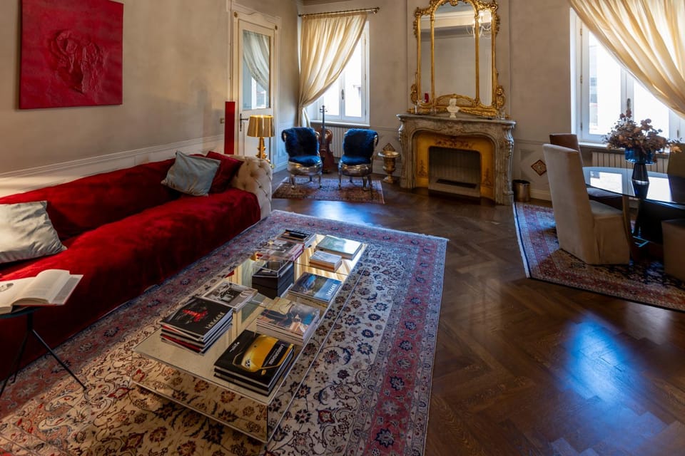 TV and multimedia, Living room, Seating area