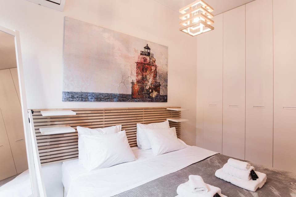 Plaka's Arch Studio Apartment in Athens