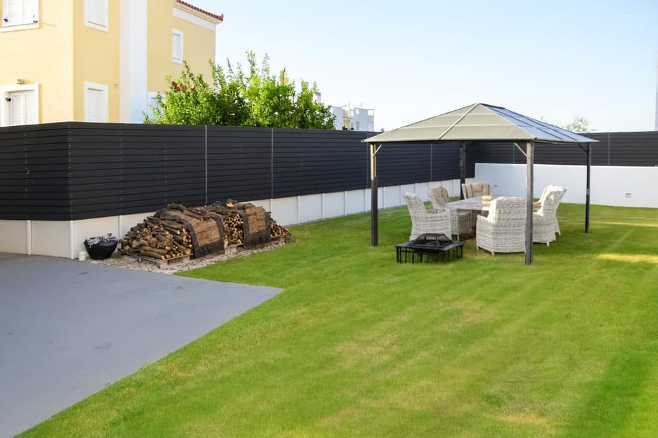 Garden, Garden view