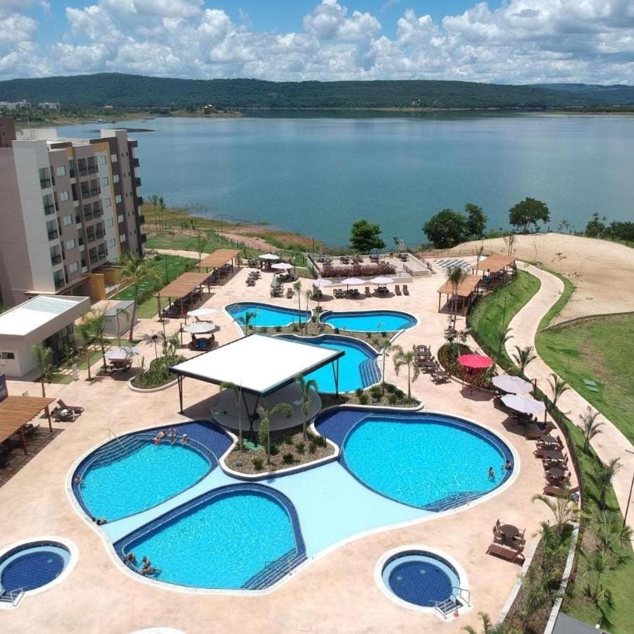 Bird's eye view, Lake view, Pool view