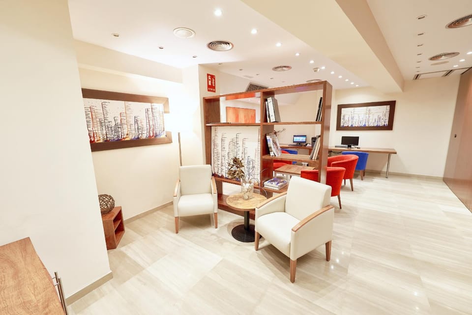 Living room, Lobby or reception, Seating area