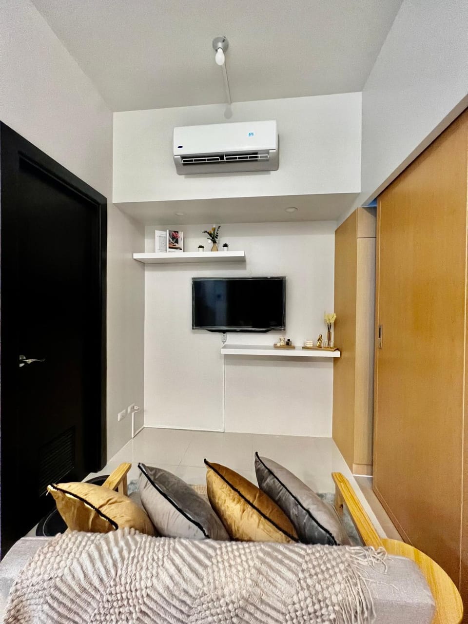 Lovely 1 Bedroom City View in Uptown BGC Apartment hotel in Makati