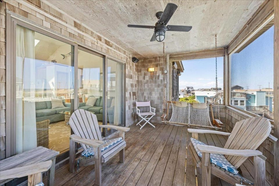Cleared to Land House in Kill Devil Hills