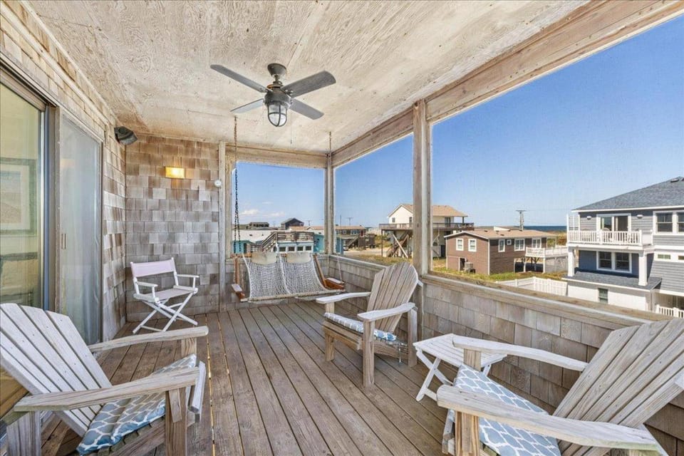 Cleared to Land House in Kill Devil Hills