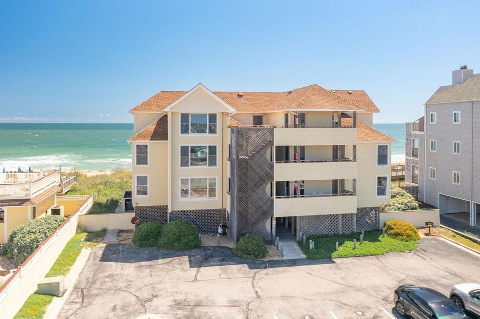 A Pirate's Paradise House in Kill Devil Hills
