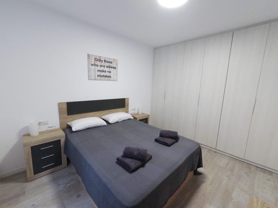 Bed, Bedroom, wardrobe