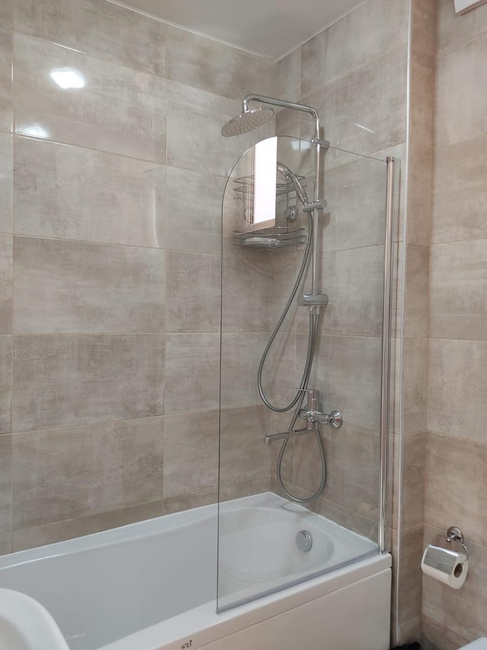 Shower, Bath