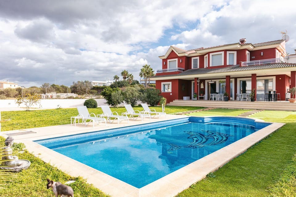 Property building, Garden, Garden view, Pool view, Swimming pool