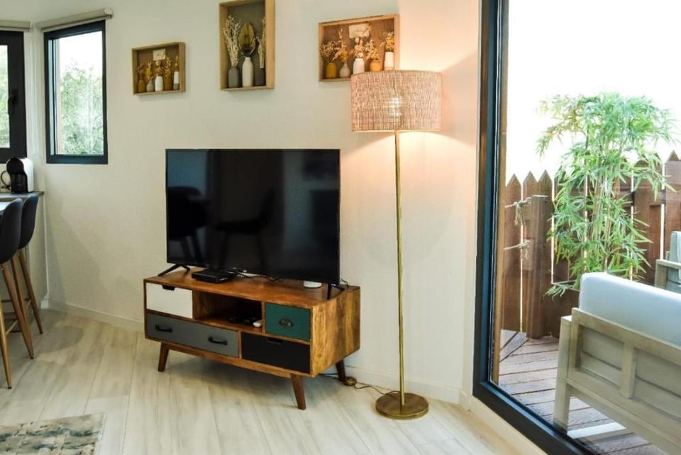 Casa das Oliveirinhas Bungalow by Refúgio ao Luar House in Porto District