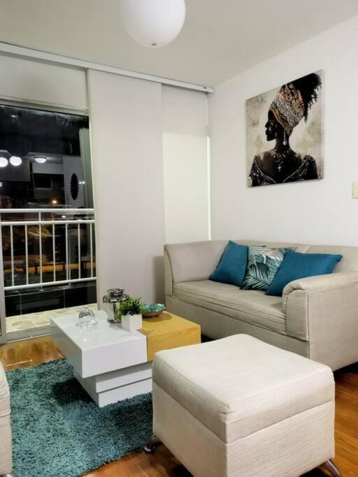 Moderno apartamento con wifi y piscina, ideal para teletrabajo o descanso en familia Apartment in North Santander, Colombia