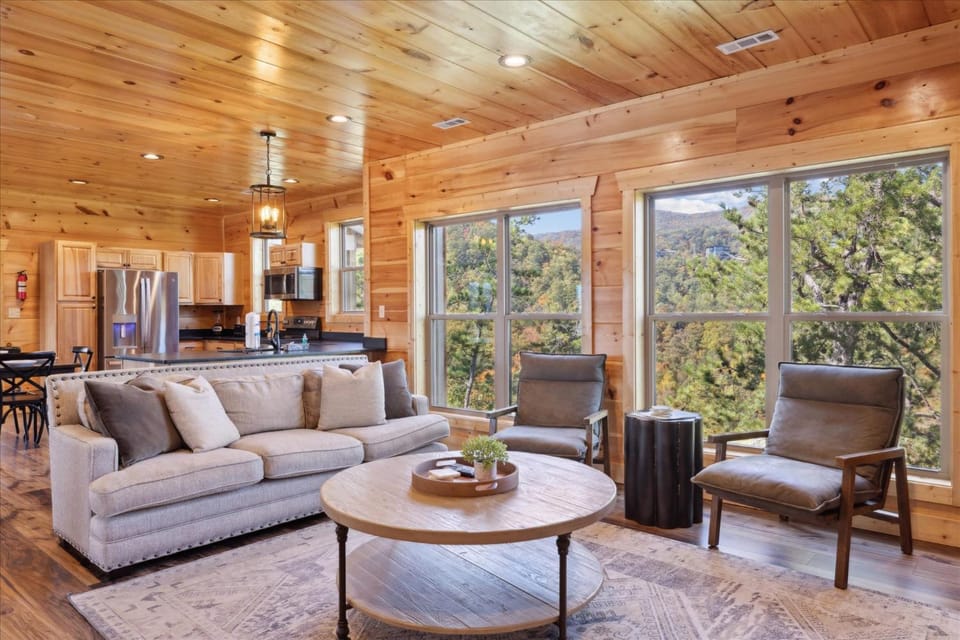 Woodland Cove House in Sevier County