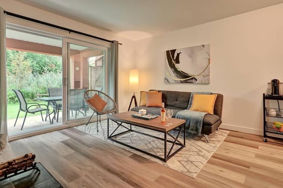*Nouveauté* Foyer au bois, Plage, Montagne et + Apartment in Magog