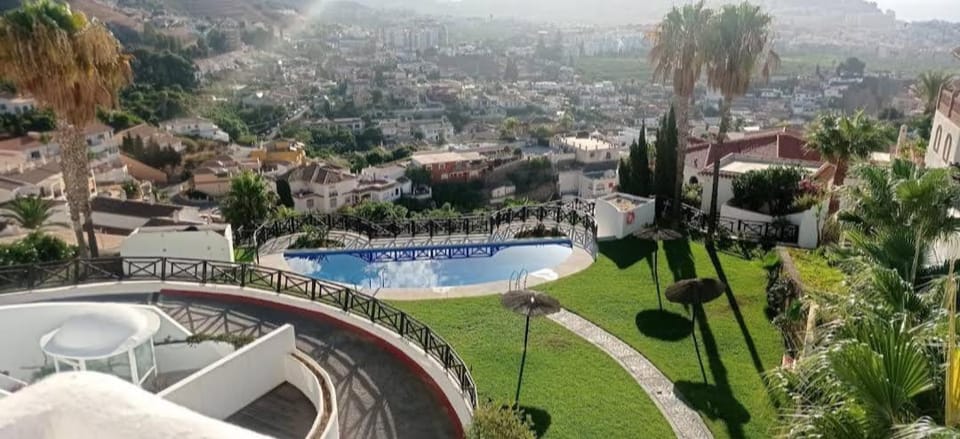Pool view, Swimming pool