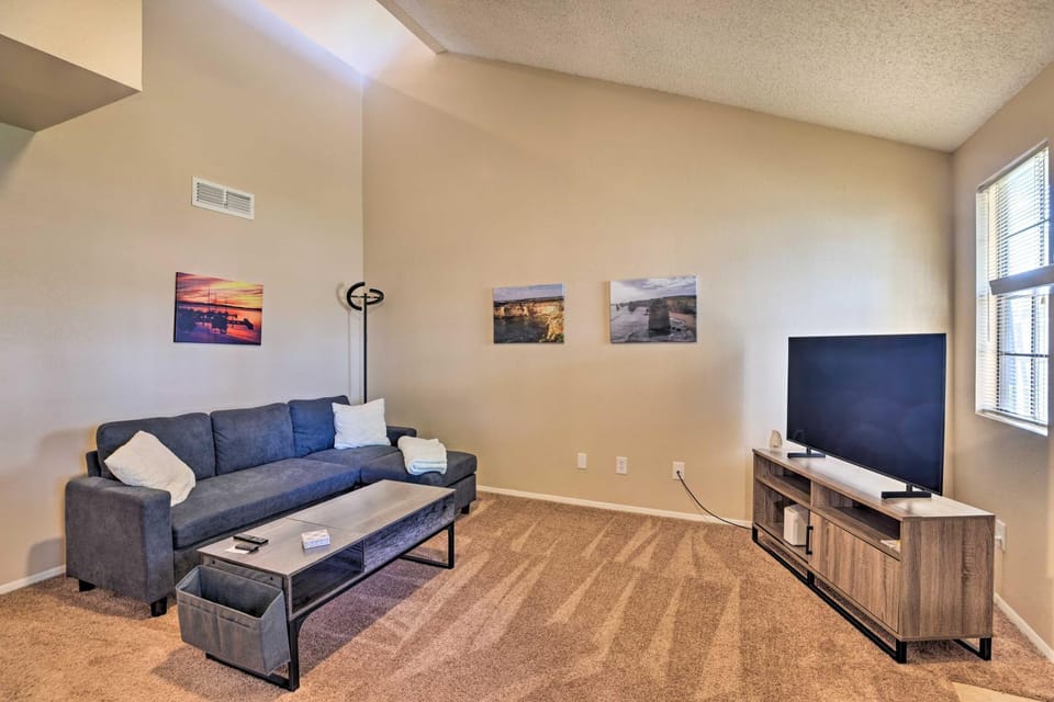 < 1 Mi to Downtown Gilbert: Home w/ Pool Access! House in Gilbert