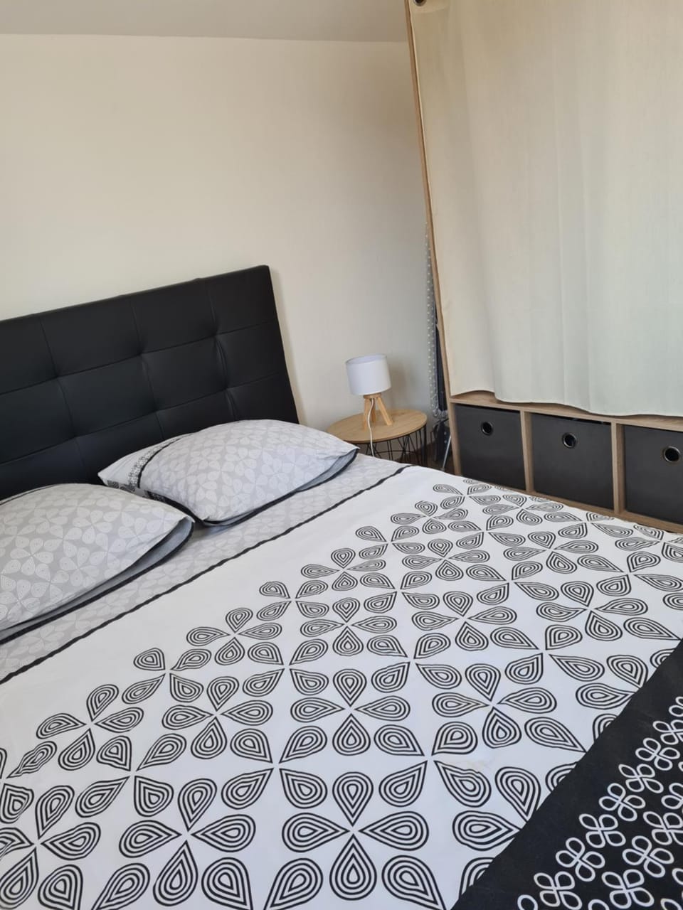 Bed, wardrobe