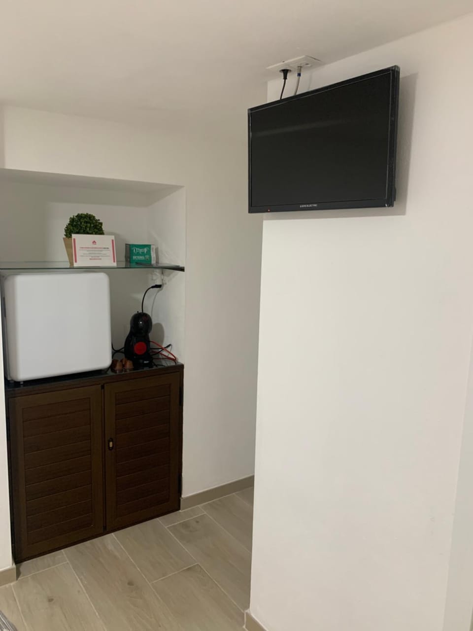 TV and multimedia, Coffee/tea facilities